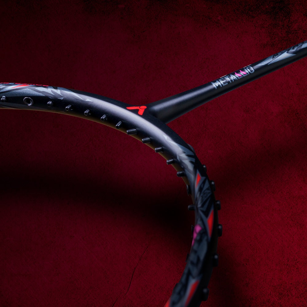 Victor Thruster Ryuga Metallic *Unstrung